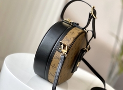 Bolsa Louis Vuitton Boite Chapeau Petite Reverse Italiana na internet