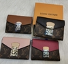 Carteira Louis Vuitton Pallas Pequena Monogram Italiana