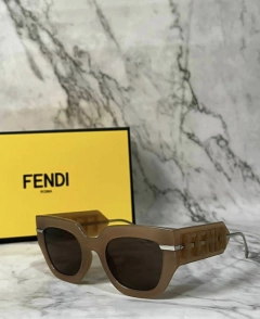 Óculos Fendi Italiana - comprar online