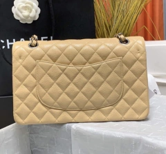 Bolsa Chanel 2.55 Clássica Caviar Bege com Prata Italiana - Romaly Grifes