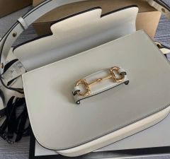 Imagem do Bolsa Gucci Horsebit 1955 Pequena Transversal Branca Italiana