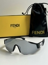 Óculos Fendi Cinza com Preto Italiana