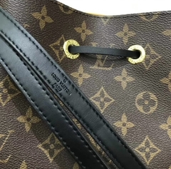 Bolsa Louis Vuitton Neonoé Preta Monogram Italiana - Romaly Grifes Bolsas