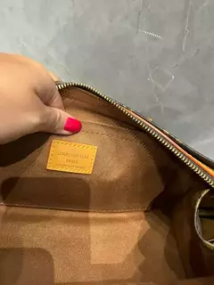 Bolsa Louis Vuitton Monogram Pequena Italiana na internet