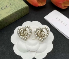 Brinco Gucci Coração com Pérolas Italiana