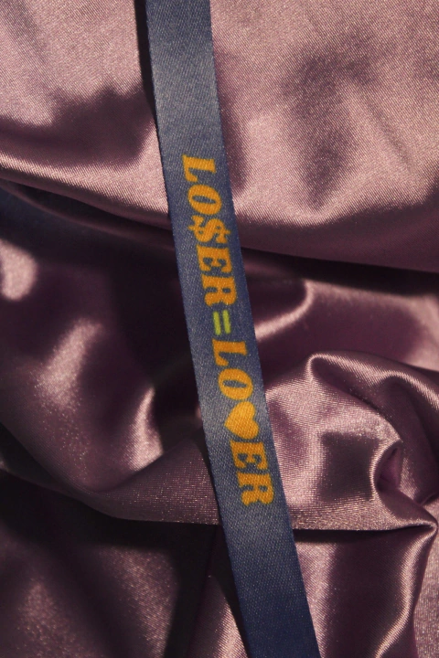 Fita Salva Loser Lover TXT