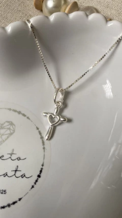Colar Cruz com coração - comprar online