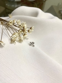 Piercing Trágus Cruz Cravejada - comprar online