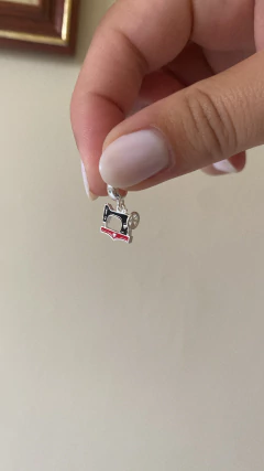 Berloque Maquina de Costura na internet