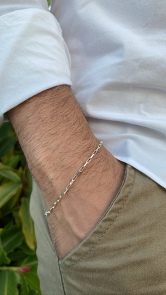 Pulseira modelo Cartier - comprar online
