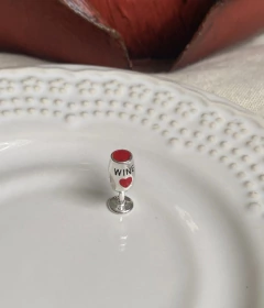 Berloque Taça de vinho na internet