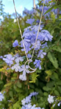 Colar Lua vazada - Afeto em Prata