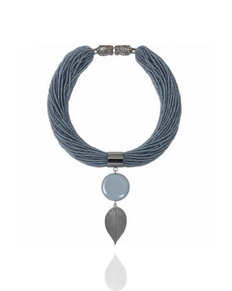 Colar Miçangas Gray com Pingente de Pedra e Folha - comprar online