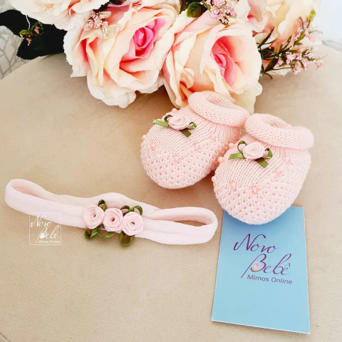 Conjunto Bebê Sapatinho e Faixa Flor Rococó e Pérolas Mona - Rosa