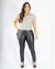 Imagem do Calça Modeladora Afina Cintura Couro Frente