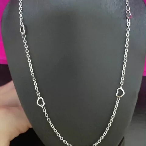 Colar longo corrente com corações vazados em aço inoxidável 60cm