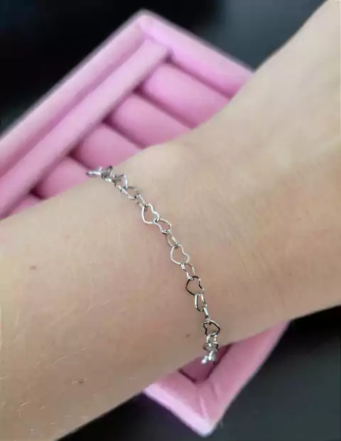 Pulseira elos corações ou bolinhas em aço inoxidável prateado ou com banho dourado - comprar online