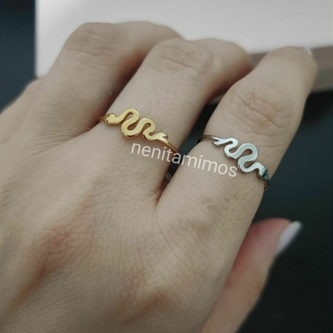 Anel cobrinha em aço inoxidável prateado ou com banho dourado serpente modelo fininho