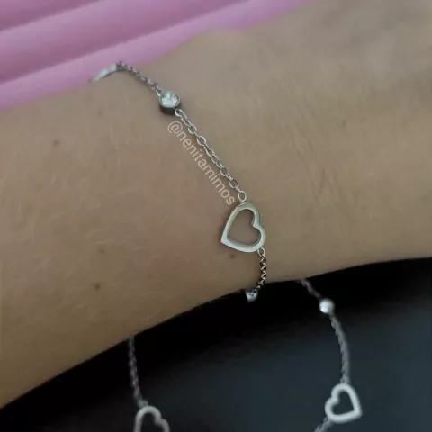 Pulseira coraçoes vazados e zircônia em aço inoxidável prateado