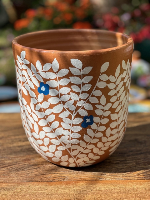 Vaso em Cerâmica Pintado à Mão Branco M - Roselis Alves