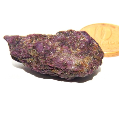 Rubi Pedra Bruto Natural na Matriz de Coríndon Cod 133897