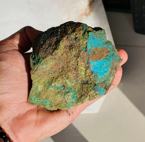 Crisocola Azurita e Malaquita na matriz de Cobre 133482 OFERTA DO DIA