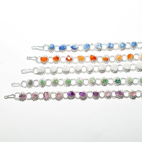 50 Pulseira Margarida Pedra Mistas rolada Banho Prateado ATACADO