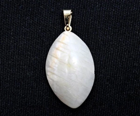 Colar Navete Folha Feldspato Pedra Natural