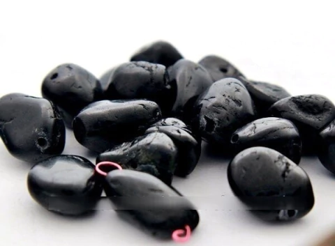 Pedra Rolada Turmalina Preta Lapidado p Pingente Furo Vazado