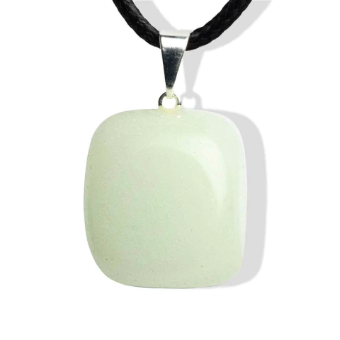 Colar Pedrinha Fosforescente Rolada Montagem Prateada