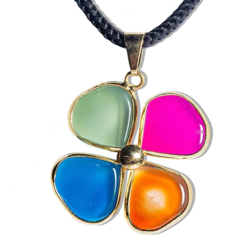 10 Pingente Trevo da Sorte Pedras Mistas 4 Folhas Dourado