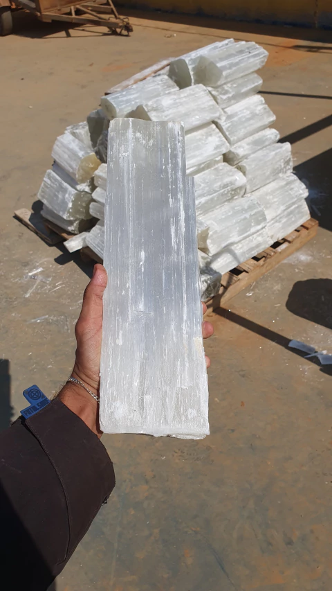 Selenita Bastao GIGANTE Bruto Canudo Natural 6 kg Classe A - comprar online