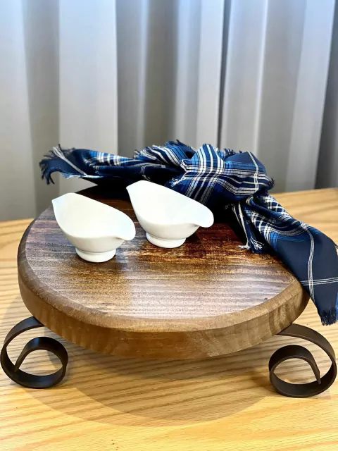 Bandeja de madeira com ferro