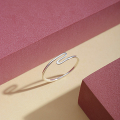 Anel Feminino Onda Mar Delicado Prata Legitima - comprar online