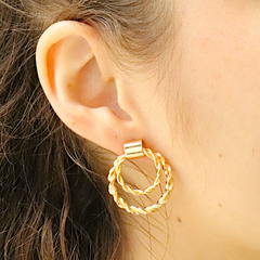Brinco Feminino Argola Fixo Trabalhado Dourado Folheado Ouro - loja online