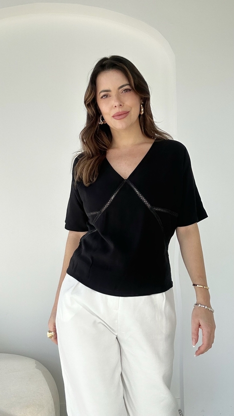 Blusa Samantha Preta