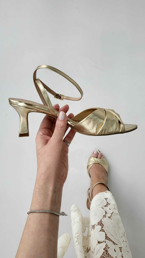Sandália Roma Ouro Light - comprar online