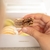 Caja macarons x 6 unidades - Alazán Café y Pastelería