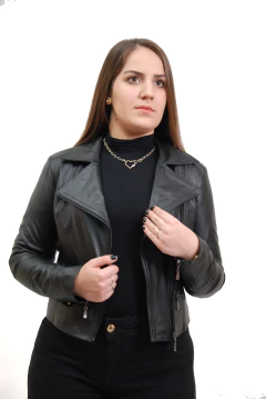 Jaqueta feminina zíper transpassado - comprar online