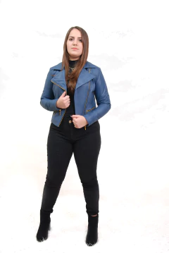 Jaqueta feminina zíper transpassado na internet