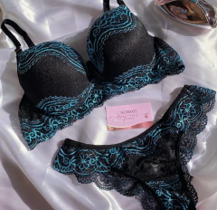 Conjunto Gloss na internet