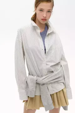 Camisa H&M Oversize de algodón en internet