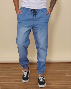 Calça Jogger Jeans Masculina com Elástico na Perna e Ajuste por Cordão
