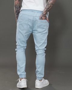 Calça Jogger Jeans Masculina com Elástico na Perna e Ajuste por Cordão na internet