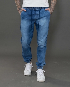 Calça Jogger Jeans Masculina com Elástico na Perna e Ajuste por Cordão - comprar online