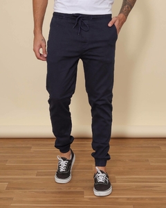 Calça Jogger Sarja Masculina com Elástico na Perna e Ajuste por Cordão