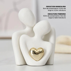 Escultura Decorativa Casal Coração na internet
