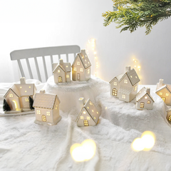 Casa Vila de Natal Iluminada em Cerâmica - comprar online