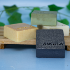 KIT 4 SABONETES FACIAL E VEGETAL DE ARGILA
