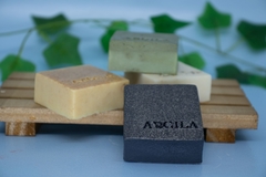 SABONETE FACIAL E VEGETAL DE ARGILA VERDE - Cheiro di Madamy
